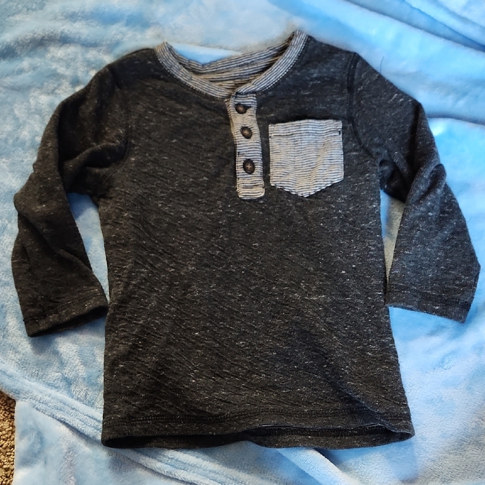 Cat & Jack Black and Gray Long Sleeve Tee